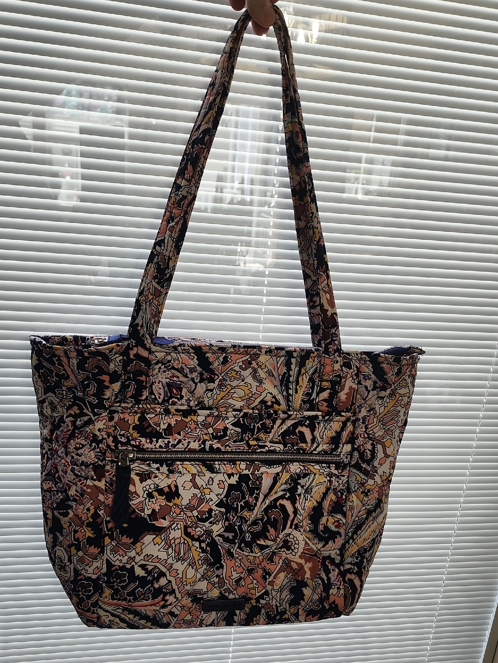 15" Vera Bradley Quilted Floral Paisley Tote in Navy, White, Yellow NEW